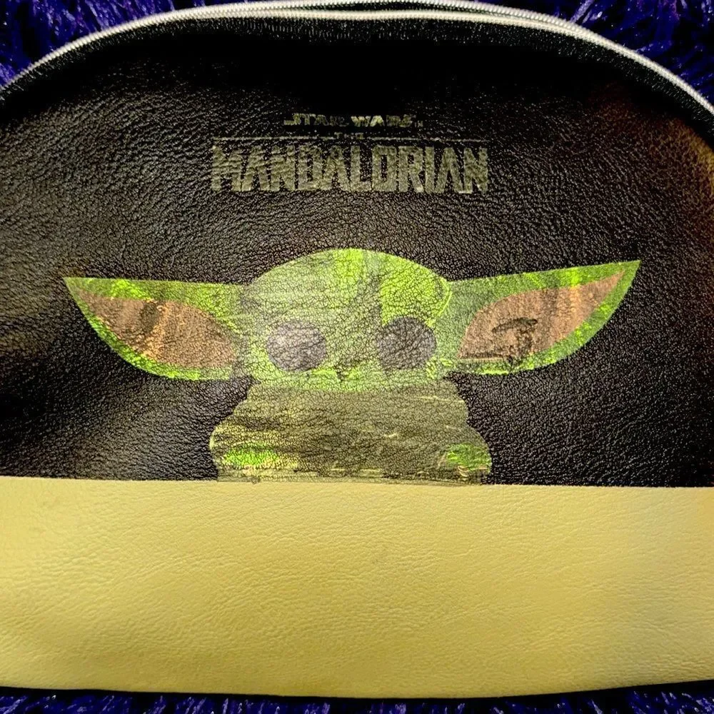Star Wars Mandalorian baby Yoda  makeup pouch